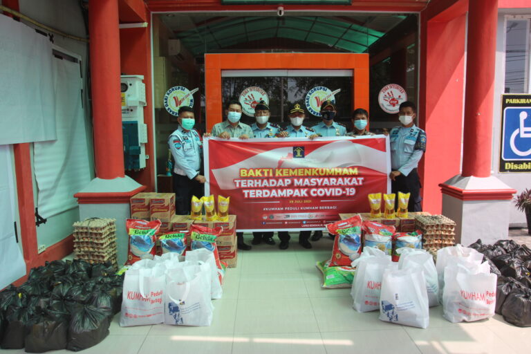 Imigrasi Bengkalis Salurkan Paket Kumham Peduli Kumham Berbagi