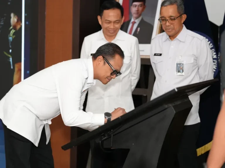 Imigrasi Tanda Tangani Pakta Integritas, Ikrar Pelayanan Publik yang Profesional dan Akuntabel