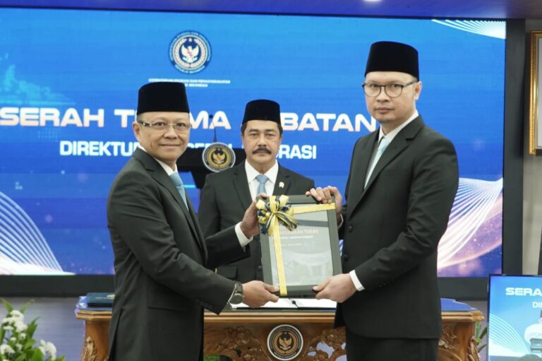 Menteri Imipas Lantik Dirjen Imigrasi dan Staf Ahli Menteri Bidang Pelayanan Publik dan Reformasi Hukum