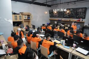 Imigrasi Dalami Dugaan Tindak Pidana Keimigrasian 320 WNA Terduga Sindikat Judi Online Internasional