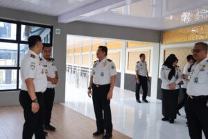 Kakanwil Ditjen Imigrasi Riau Kunjungi TPI Pelabuhan Bandar Sri Setia Raja Bengkalis